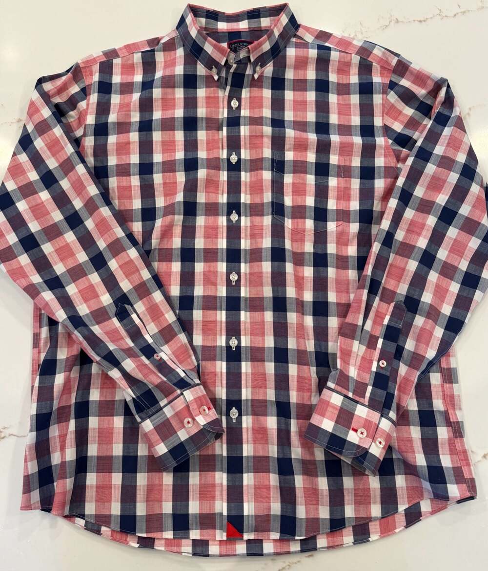 UNTUCKit Men's Red and Blue Plaid Wrinkle-Free Long Sleeve Button-Down Shirt